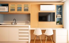1306 - Luxuoso Studio BF - CWB Central - Com Garagem
